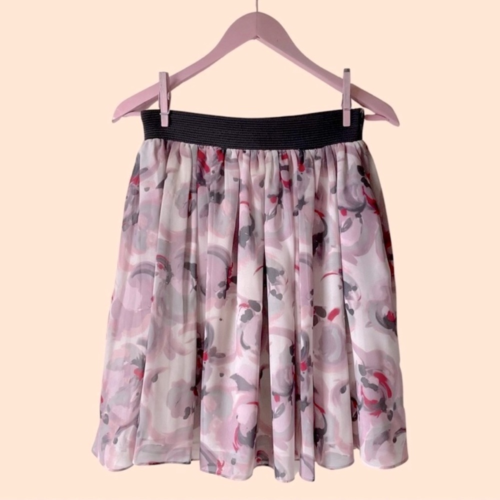 🎉 REISS Rose Floral Chiffon Mason Flare Skirt Pink
Gray Lined Womens Size 6